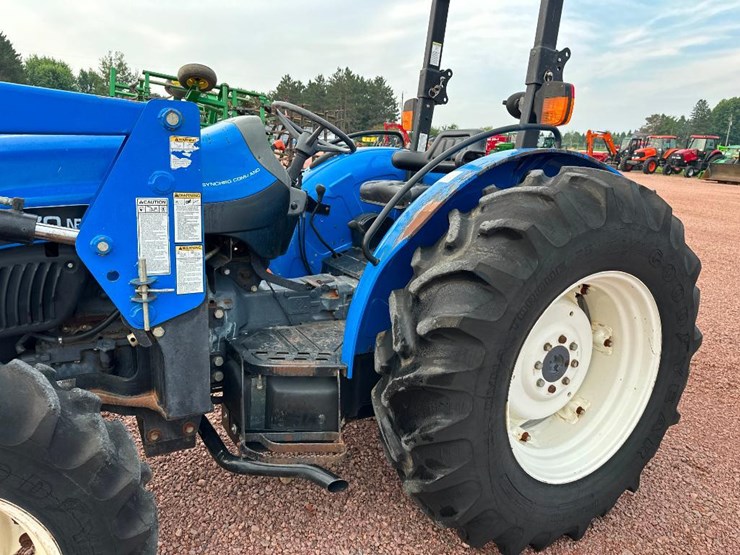 2001-new-holland-tn70-image-11