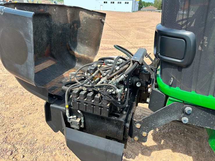 2012-john-deere-6330-image-41