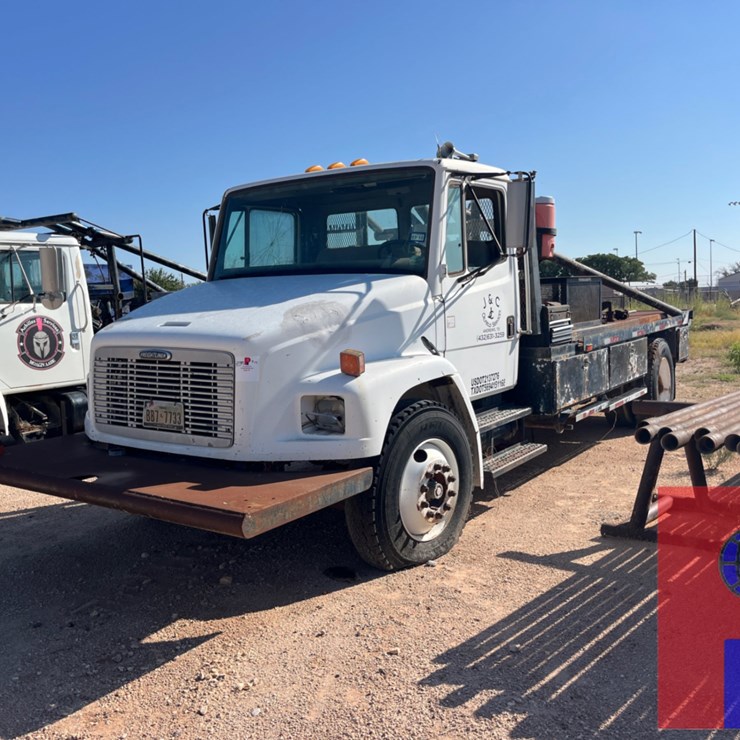 2001 FREIGHTLINER FL70
