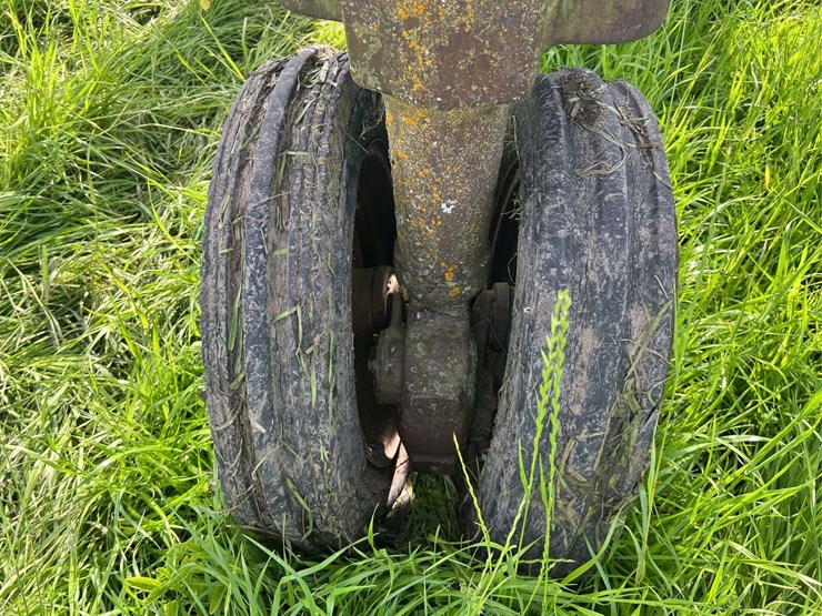 john-deere-model-b-image-15