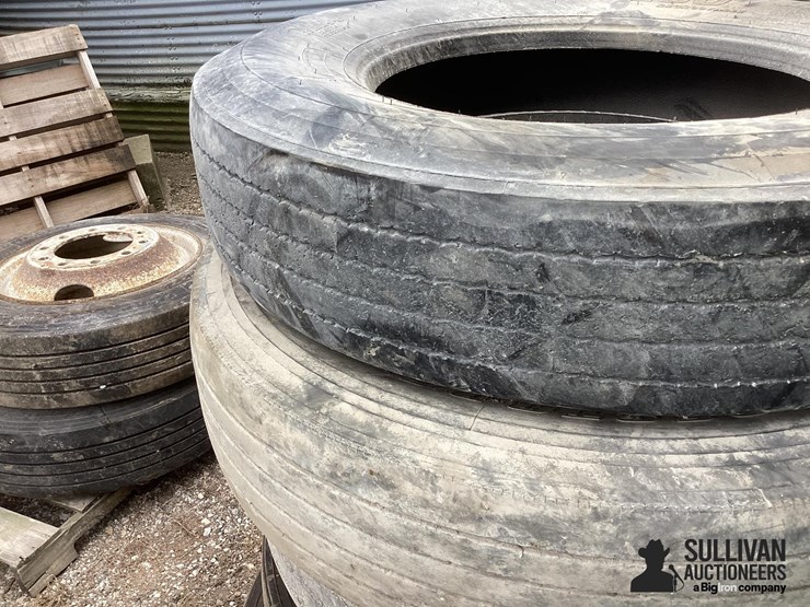 11r24.5-tires-image-12