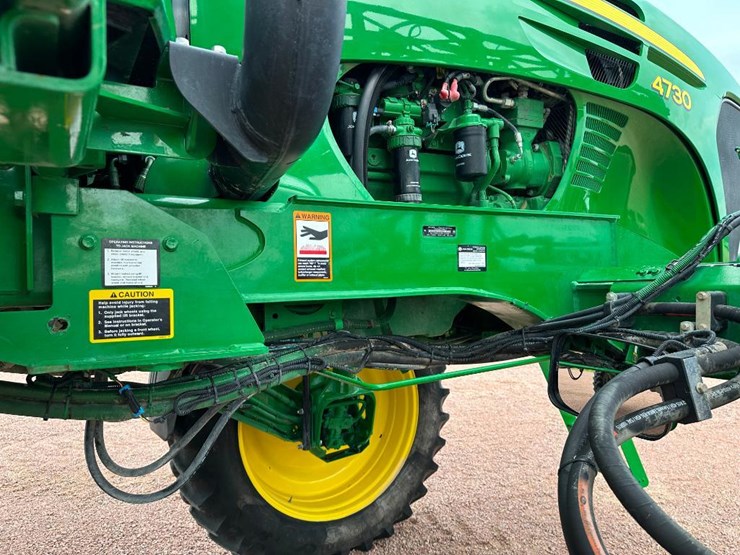 2012-john-deere-4730-image-41