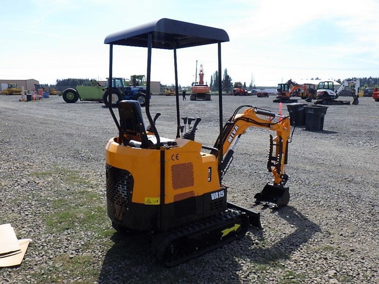 2025-miva-va15-hydraulic-excavator-image-3
