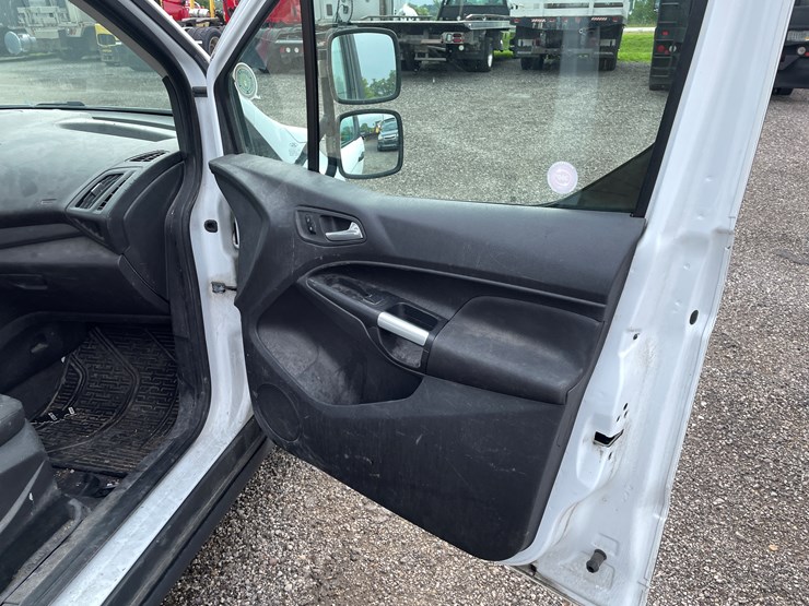 2014-ford-transit-connect-image-29