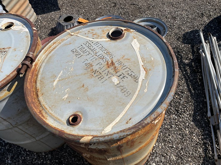 #6342-•-(2)-55-gallon-steel-drums-image-5
