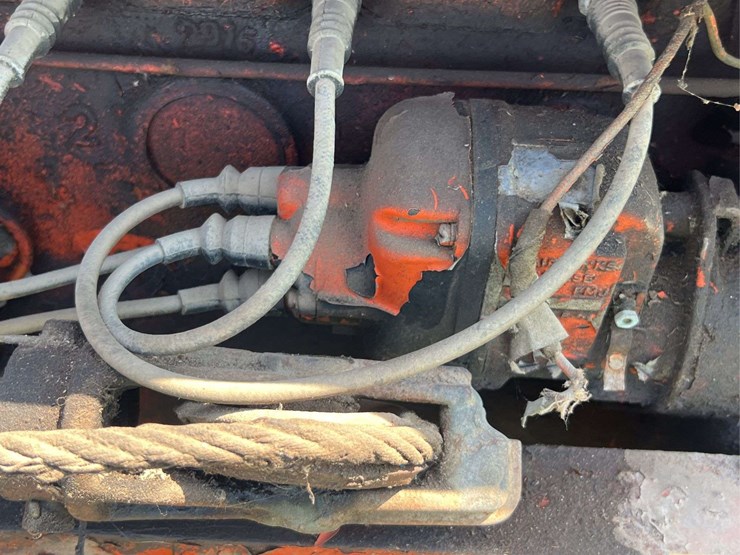 allis-chalmers-with-sickle-mower-image-23