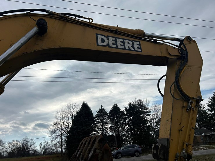 2000-deere-330-lc-image-38