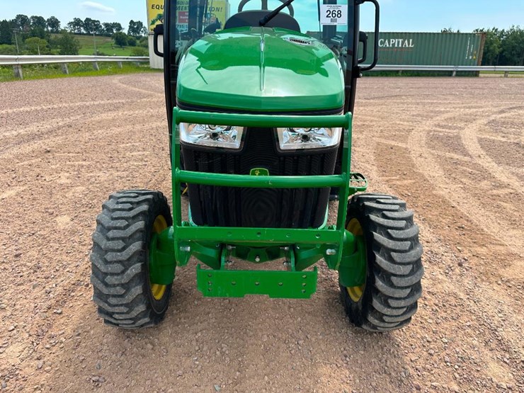 2018-john-deere-3033r-image-23