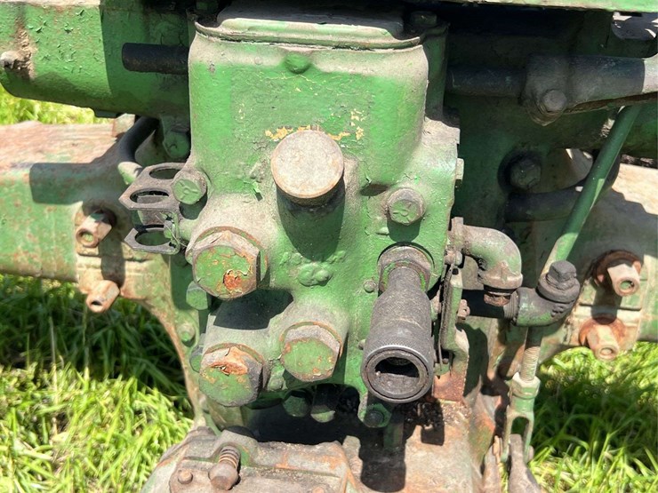 john-deere-70-image-31