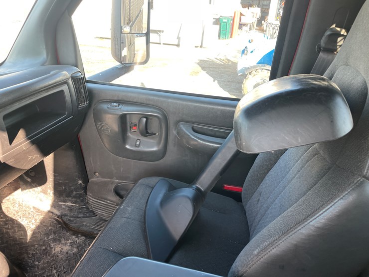 #6287-•-2005-chevy-c4500-4x4-service-truck-image-30