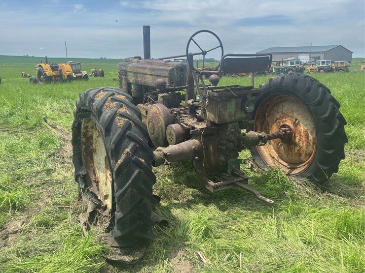 john-deere-model-a-image-3