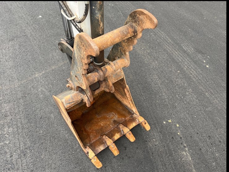 2020-bobcat-e35-image-8