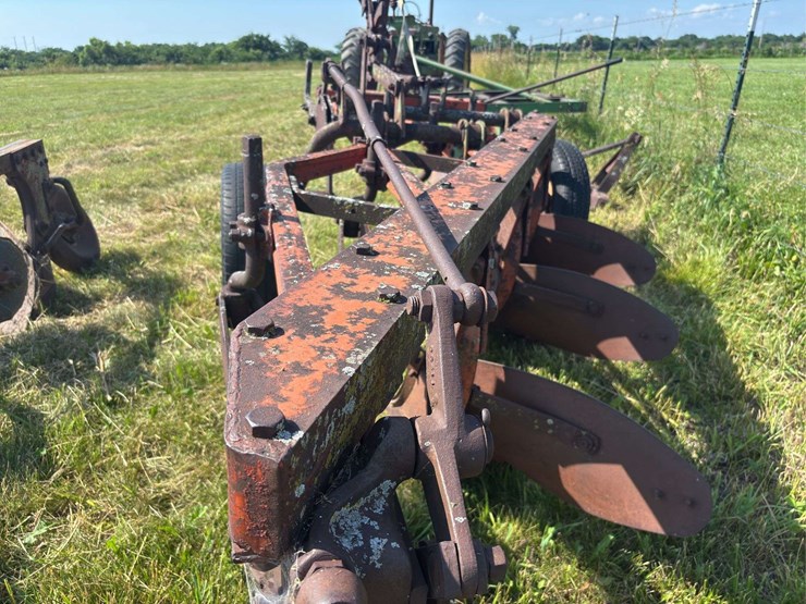ji-case-pull-type-plow-image-33