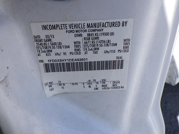2013-ford-f550-image-37