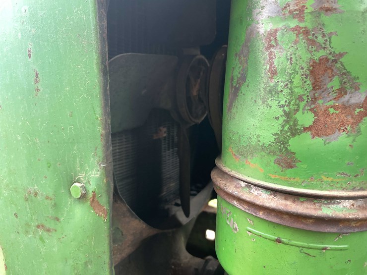 #6686-•-1950---1952-john-deere-tractor-image-8