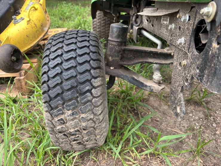 john-deere-x300-image-38
