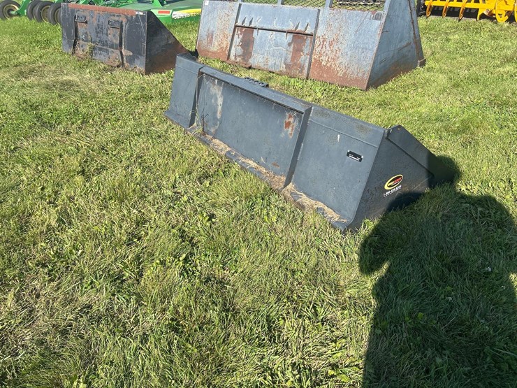 utility-bucket-image-3