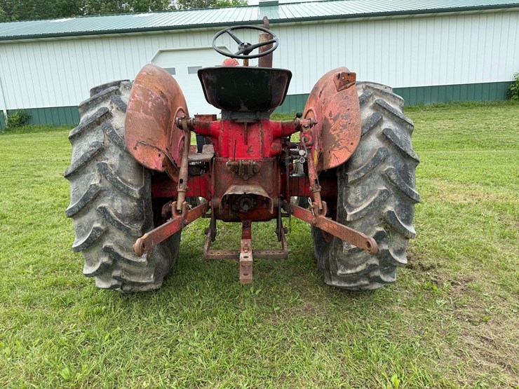 ih-b450-with-3pt-image-6