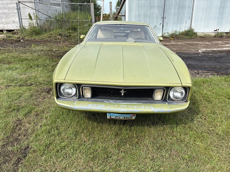 1974-ford-mustang-image-9
