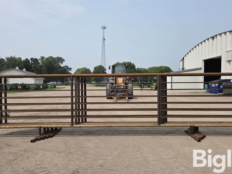 24'-free-standing-panels-(bid-per-unit)-image-6