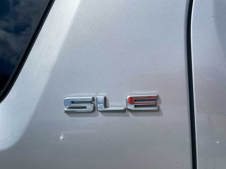 #1292-•-2015-gmc-terrain-awd-(has-wi-title)-(of)-image-23