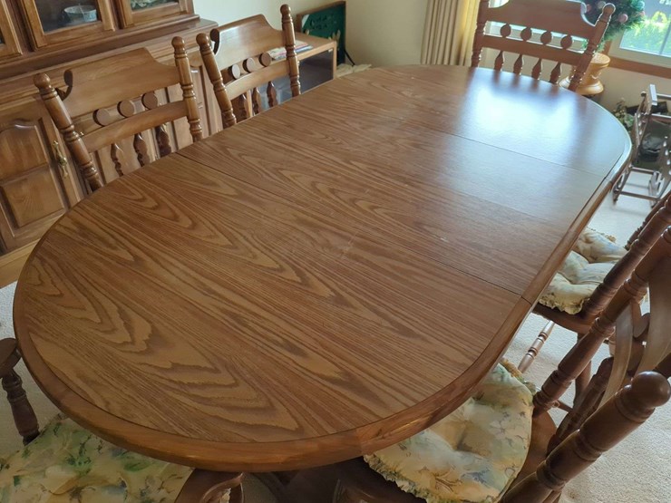 dining-room-table-with-(6)-chairs---78"-x-42"-top-image-4