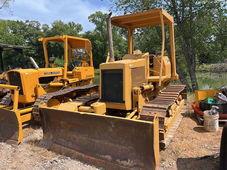caterpillar-d3b-image-1