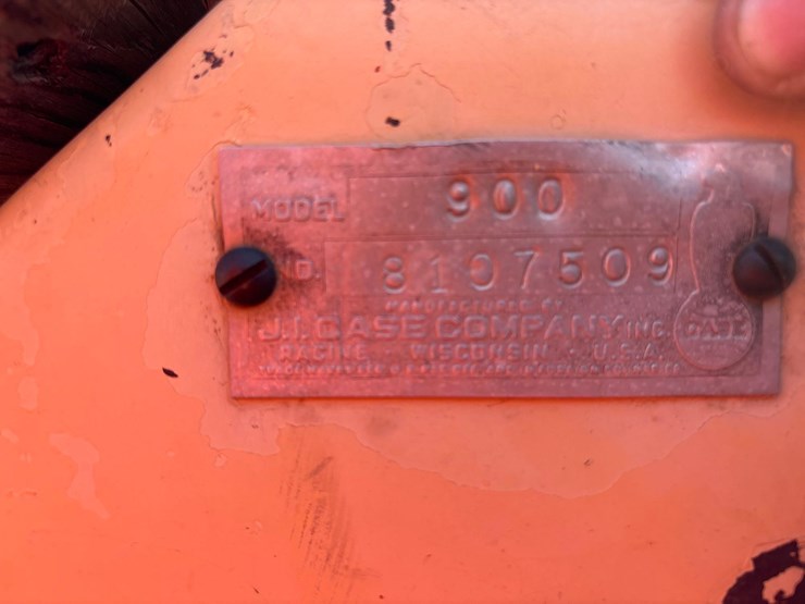 1957-case-900-tractor-image-23