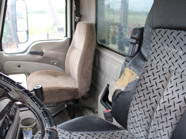 #2202-•-2006-mack-cxn613-truck-image-6