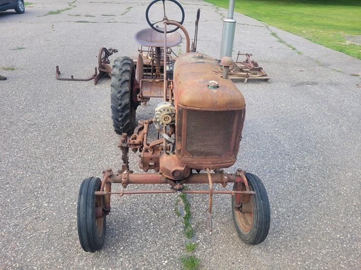 1949-international-cub-image-2