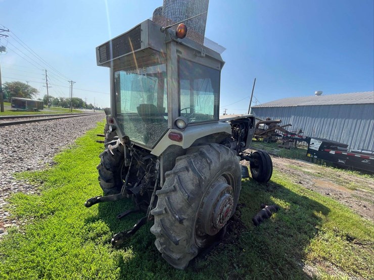 white-field-boss-150-diesel-image-5
