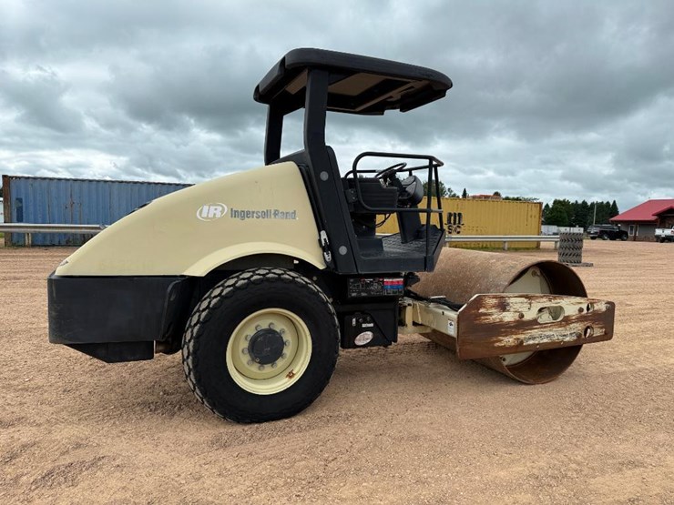 2002-ingersoll-rand-sd70d-image-6