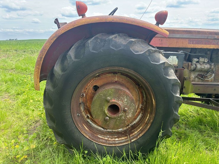 massey-ferguson-97-image-19