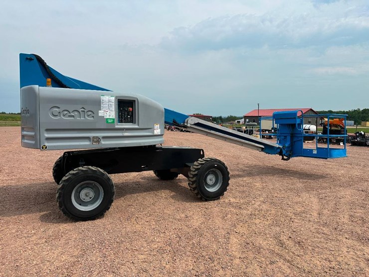 2008-genie-s40-image-3