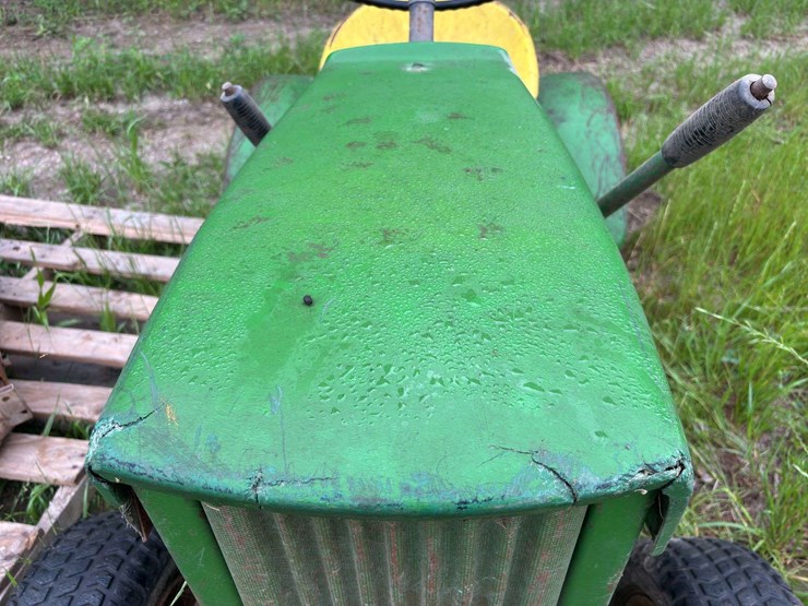 john-deere-110-image-10