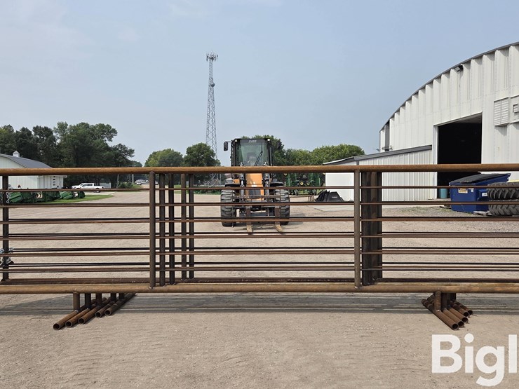 24'-free-standing-panels-(bid-per-unit)-image-6