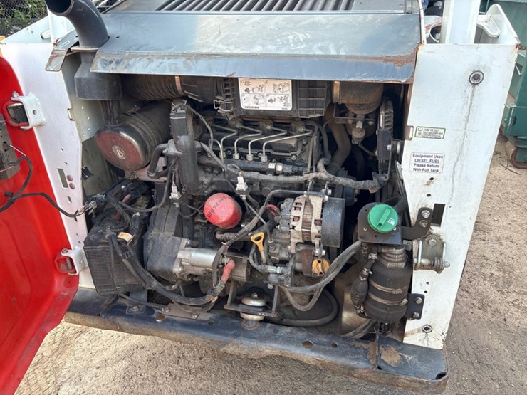 2018-bobcat-s570-image-15