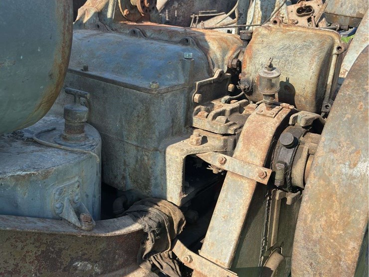 mccormick-deering-titan-10-20-image-38