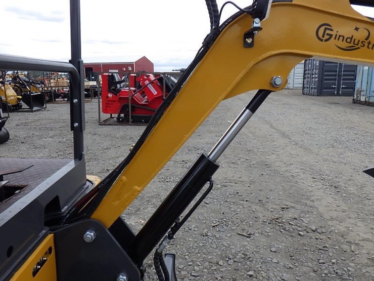 2025-cfg-qk18r-hydraulic-excavator-image-11