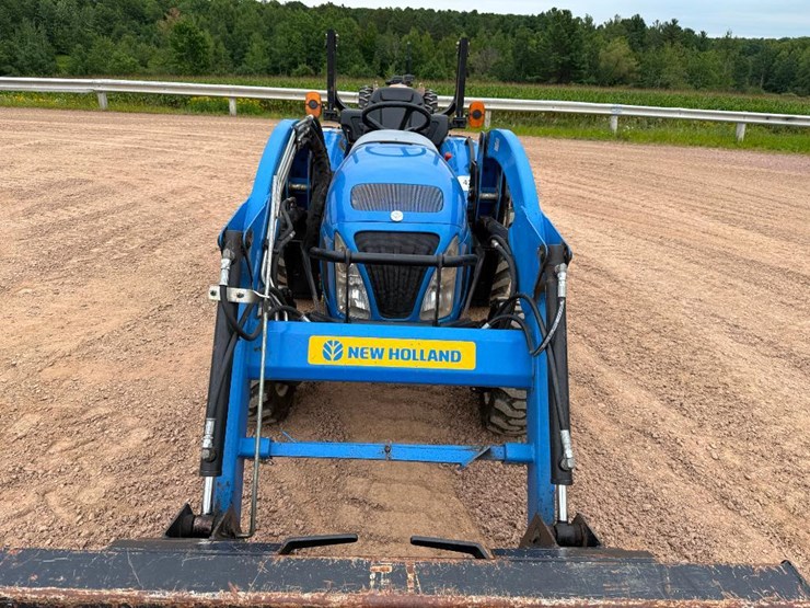 2010-new-holland-boomer-30-image-16