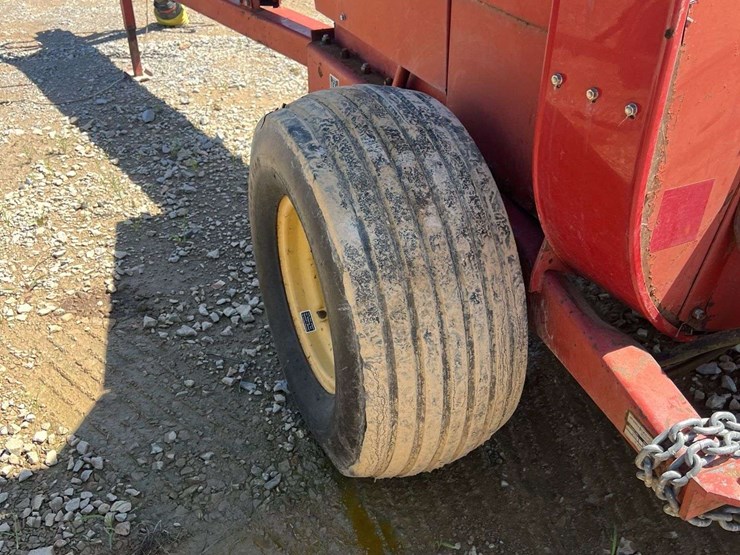new-holland-900-image-18