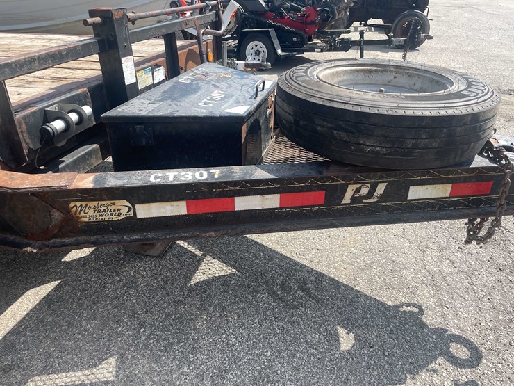 #1350-•-2017-tilt-deck-trailer-(no-title)-(of)-image-8