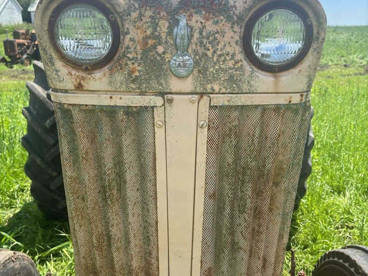 j-i-case-800-image-9