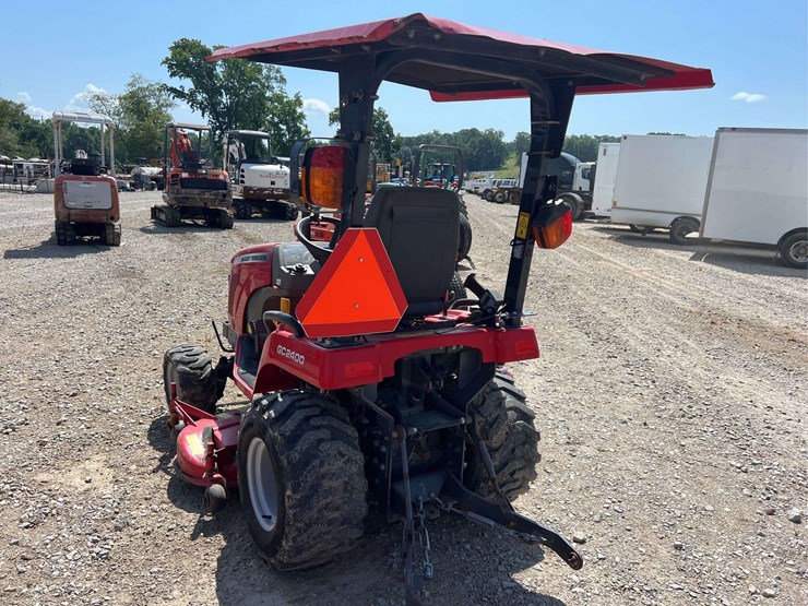 massey-ferguson-gc2400-image-2