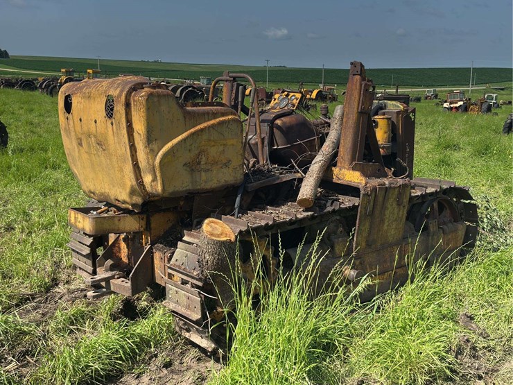 minneapolis-moline-crawler-image-5