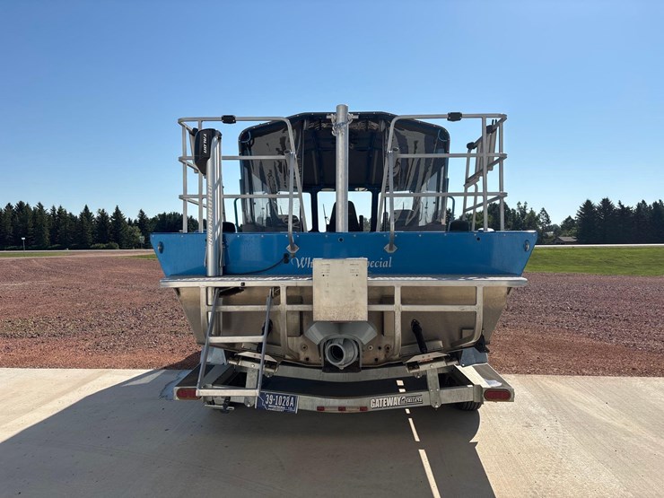custom-weld-white-water-special-boat-image-9