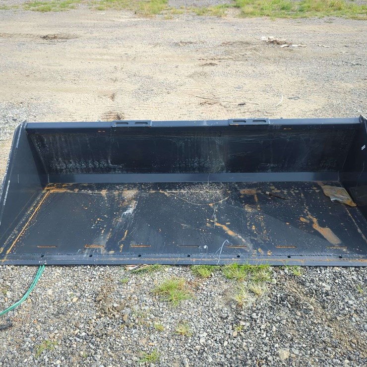 84" Wolverine Track Duty Bucket TDB-11-84W - Skid Steer