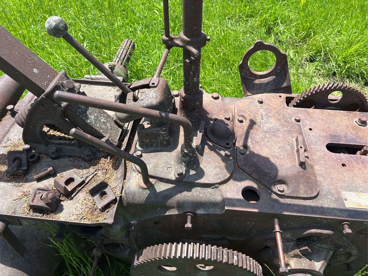 john-deere-model-gm-image-16