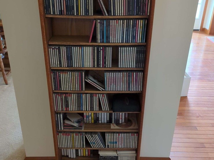 cd-tower-with-cd's-and-tape-cassettes---classics-image-10