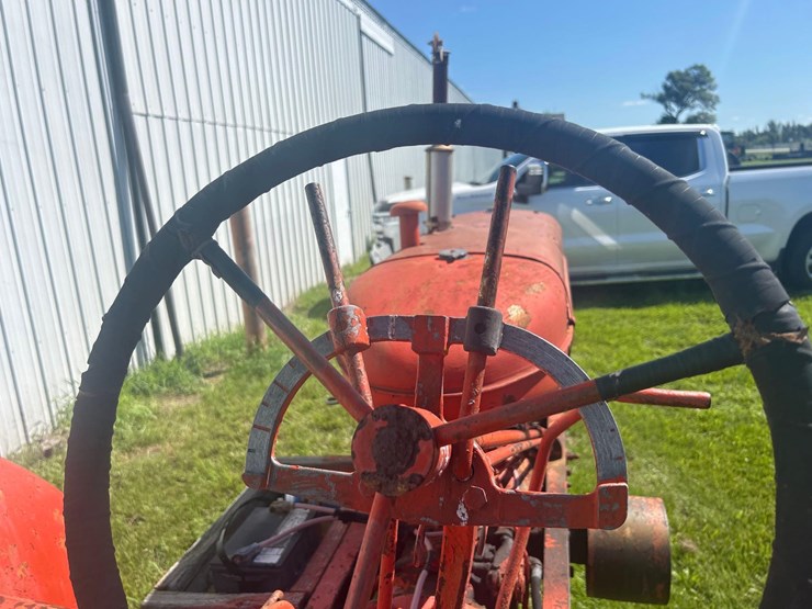 allis-chalmers-wd-tractor-image-22